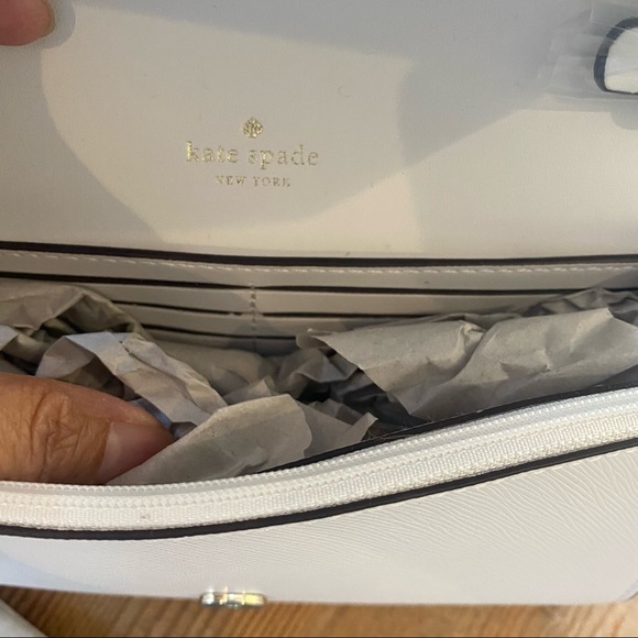 🎄🎁Kate spade Staci Small Flap Crossbody White Dove - Picture 7 of 14